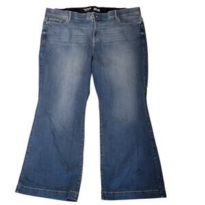Torrid Bombshell High Rise Flare Jeans 30 Tall Gramercy Blue Stretch Denim NWT